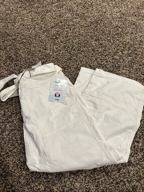 Sanctuary White Cropped Cargo Pants